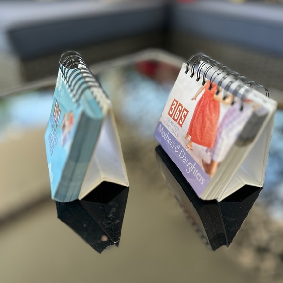 365 Great Clean Jokes and Treasured Moments Calendar Set - Picture 3 of 5